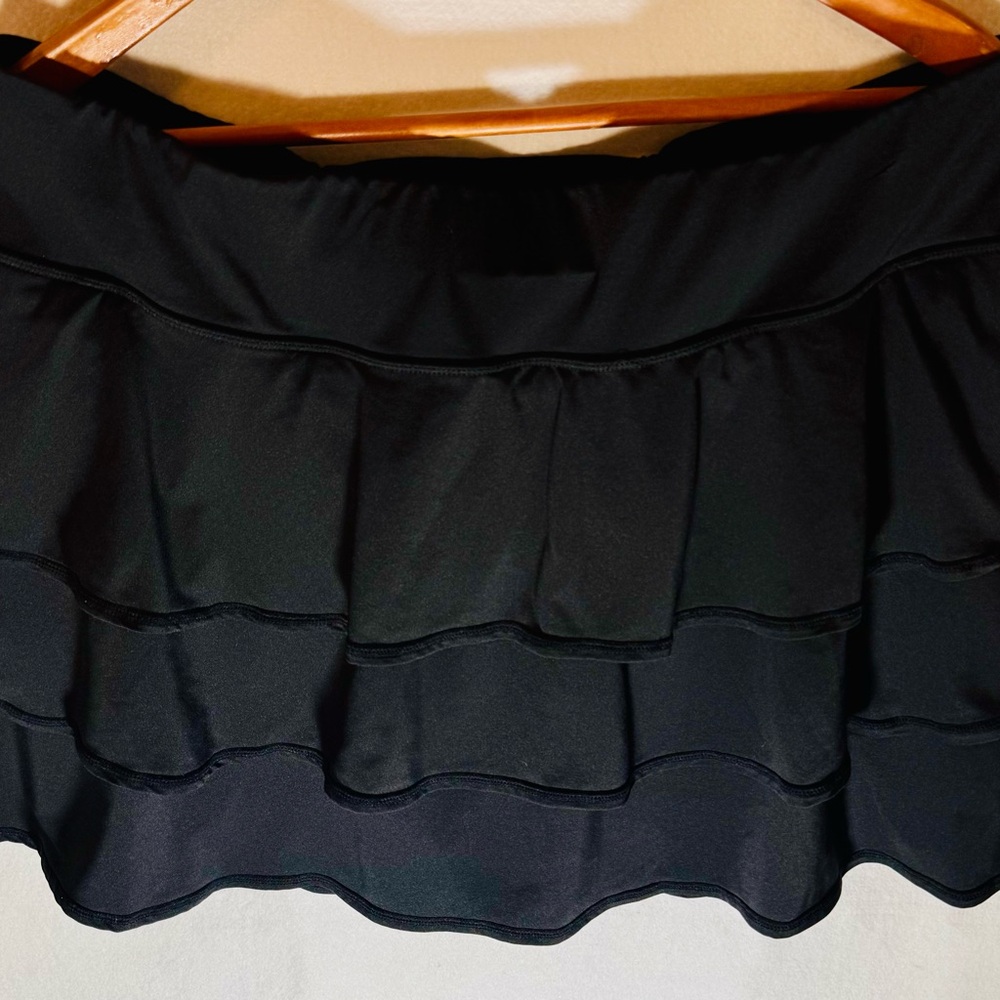 Ideology Plus Size 1X Black Tiered Ruffle Active Skort – Zipper Pocket